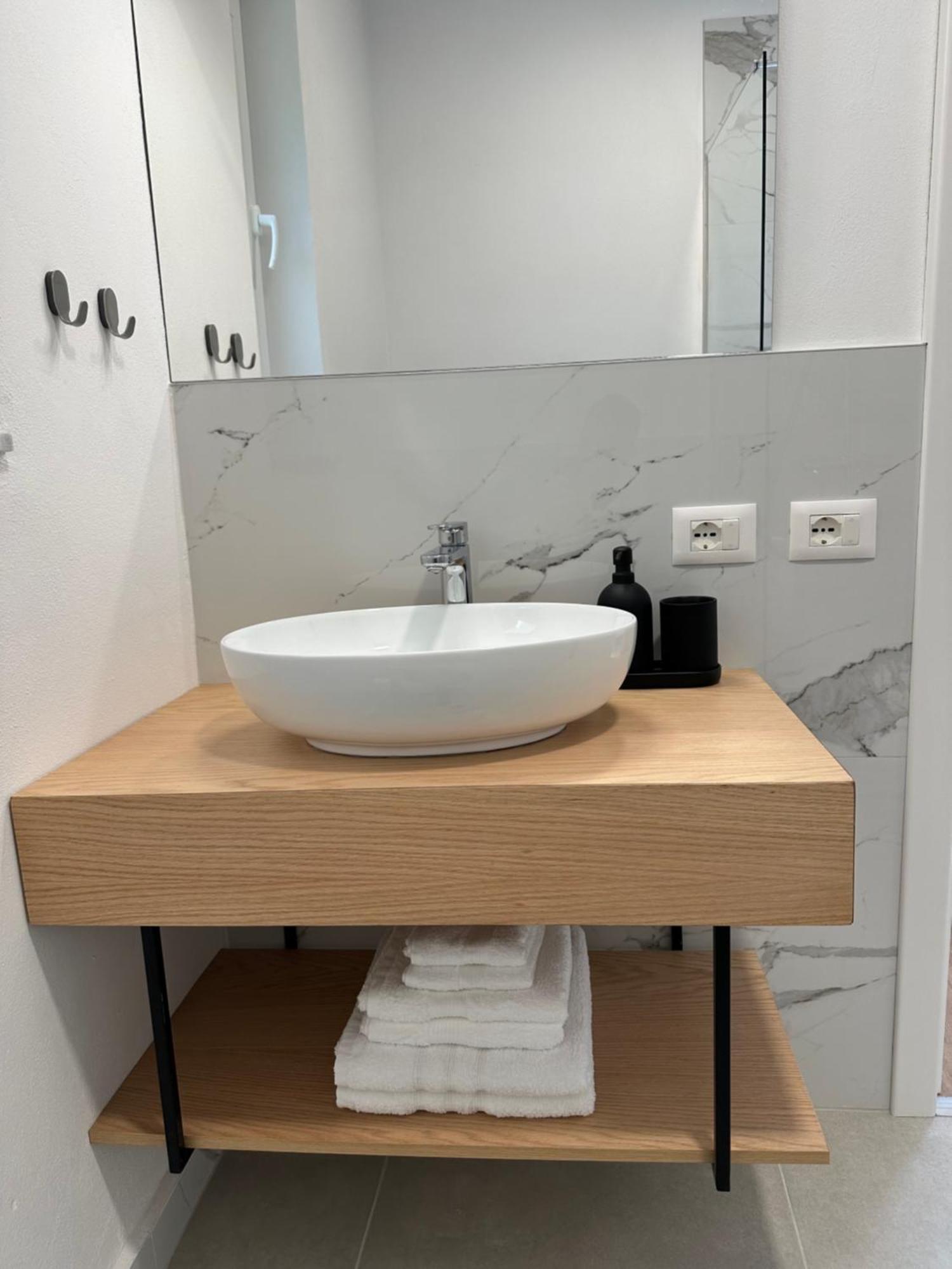 Апартаменти Modern In *
