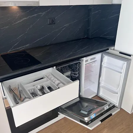 Modern Apartment In Villa Тирана Екстер'єр фото