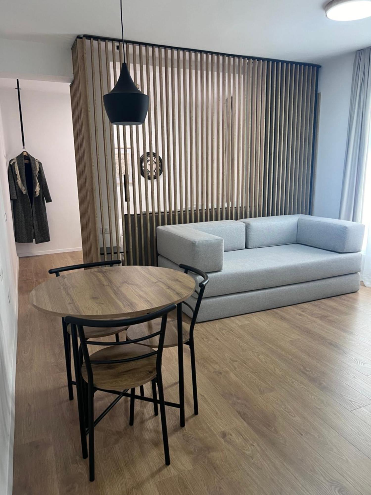 Appartement Modern In *